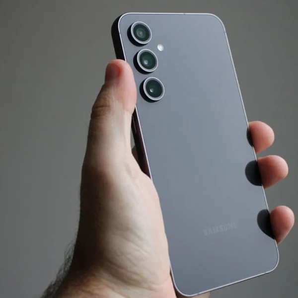 گوشی موبایل سامسونگ مدل Galaxy A55 دو سیم کارت ظرفیت 256 گیگابایت و رم 8 گیگابایت - ویتنام - Image 4